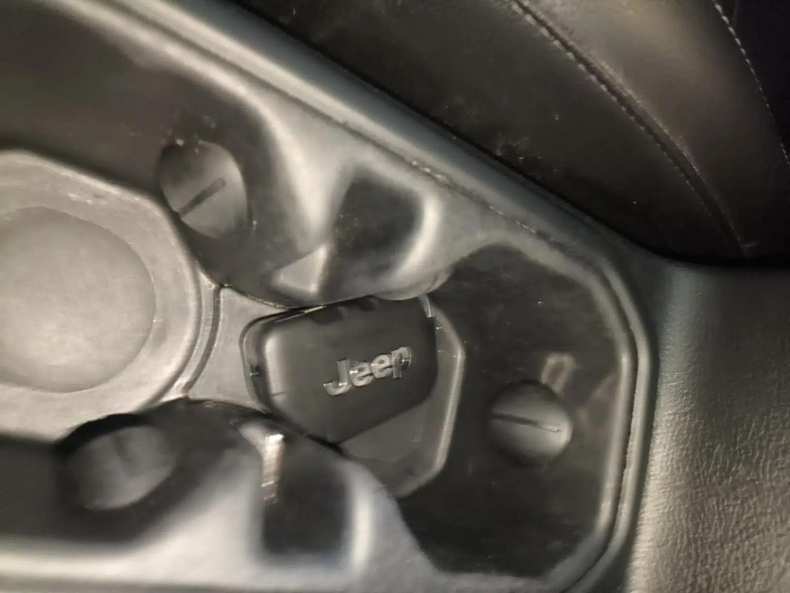 Jeep Wrangler 2019 2.0T Sahara Four-Door Version China VI Emission Standard — миниатюра 22