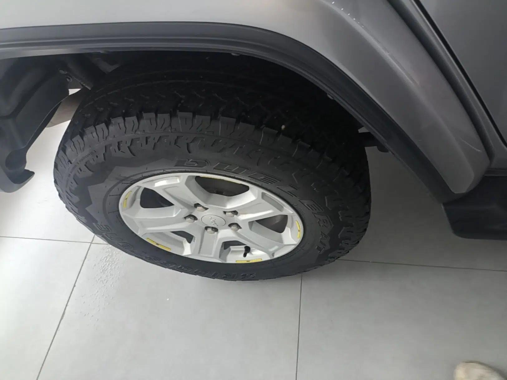 Jeep Wrangler 2019 2.0T Sahara Four-Door Version China VI Emission Standard — миниатюра 10