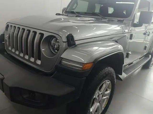 Jeep Wrangler 2019 2.0T Sahara Four-Door Version China VI Emission Standard