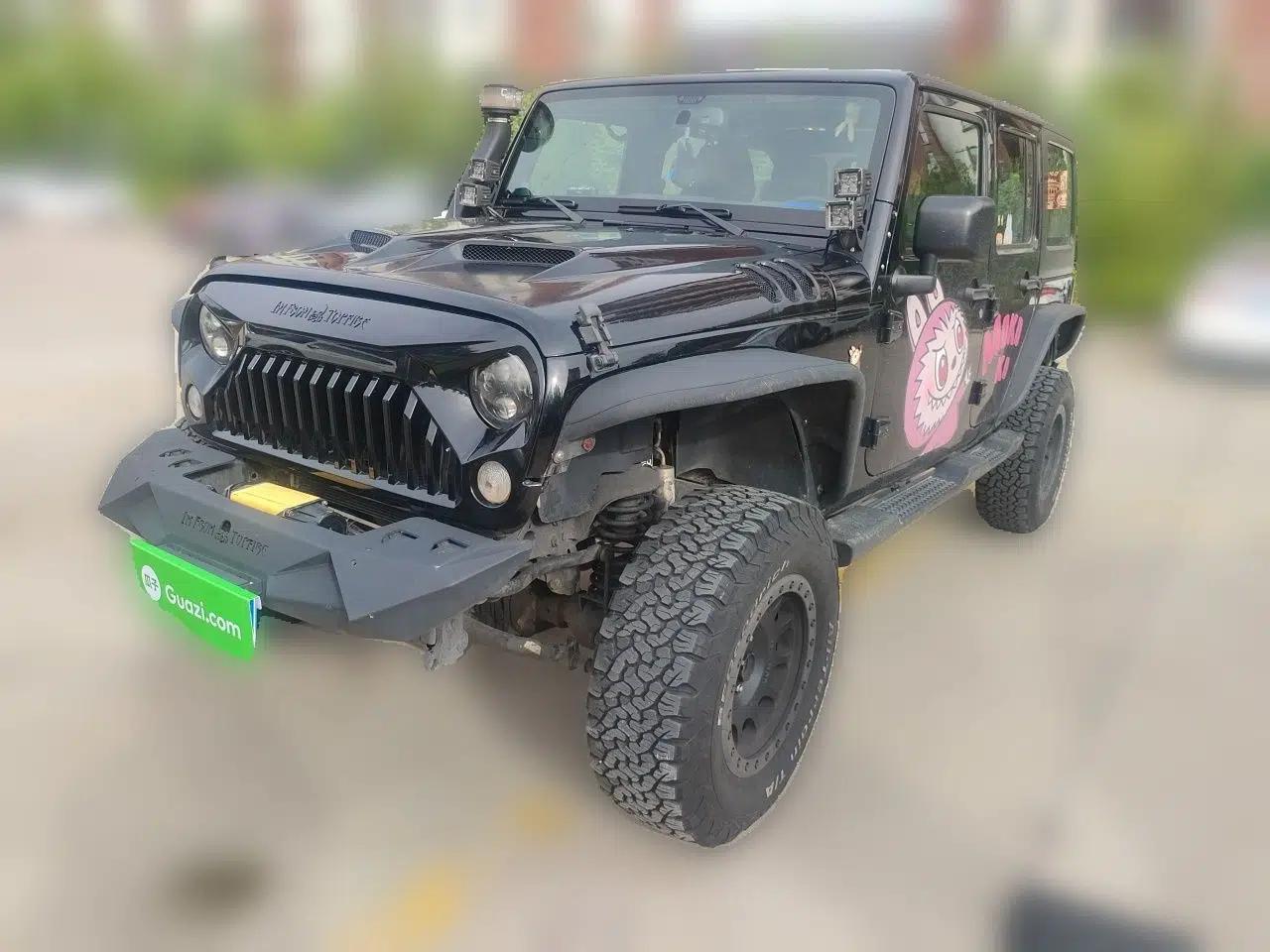 Jeep Wrangler 2014 3.0L Sahara Four-Door Edition — миниатюра 1