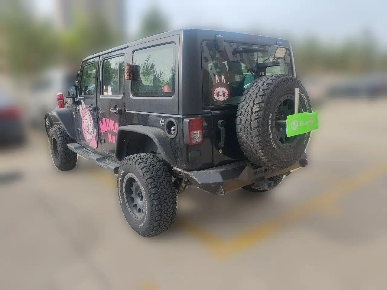 Jeep Wrangler 2014 3.0L Sahara Four-Door Edition — миниатюра 4