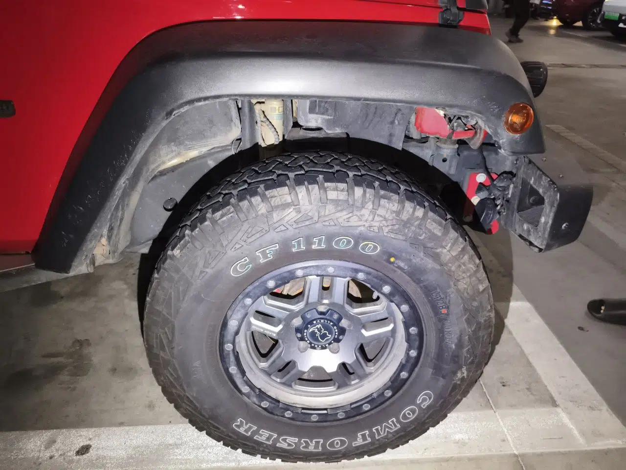 Jeep Wrangler 2017 3.6L Rubicon Four-Door Comfort Edition — миниатюра 8