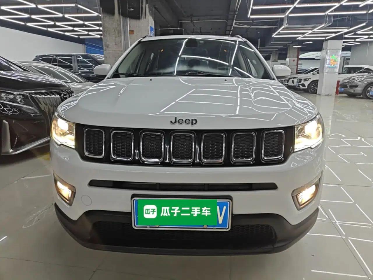 Jeep Compass 2017 200T Automatic Family Edition — миниатюра 2