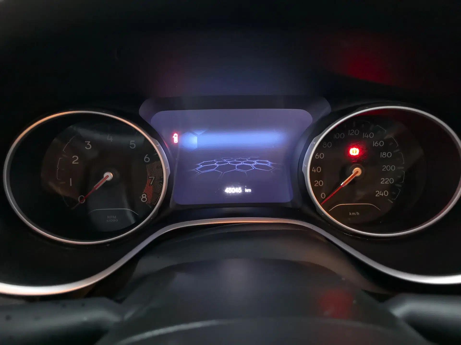Jeep Compass 2017 200T Automatic Family Edition — миниатюра 11