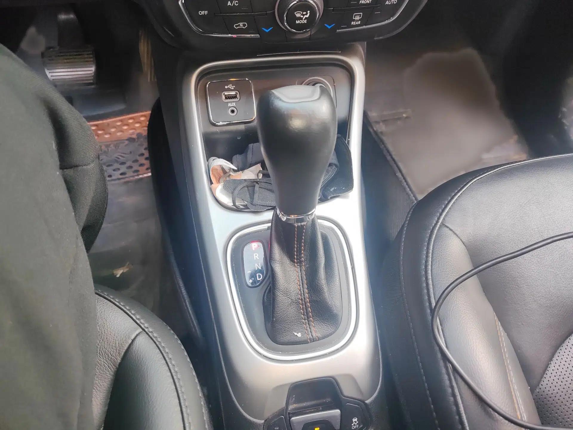 Jeep Compass 2017 200T Automatic Family Edition — миниатюра 13