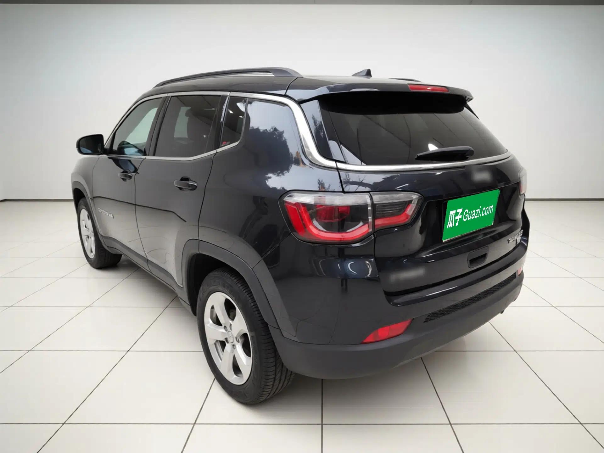 Jeep Compass 2017 200T Automatic Family Edition — миниатюра 4