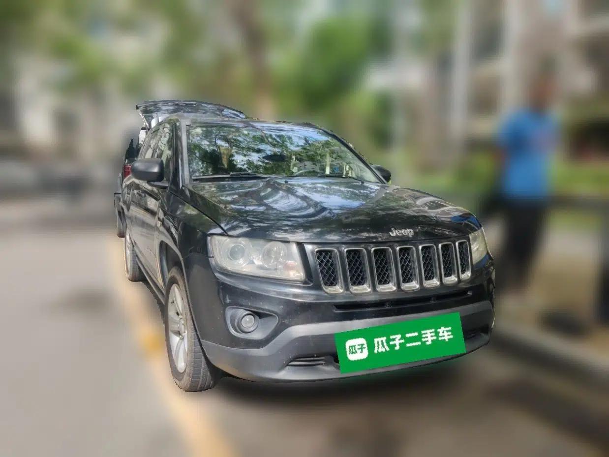 Jeep Compass 2012 2.4L four-wheel-drive sport version — миниатюра 3