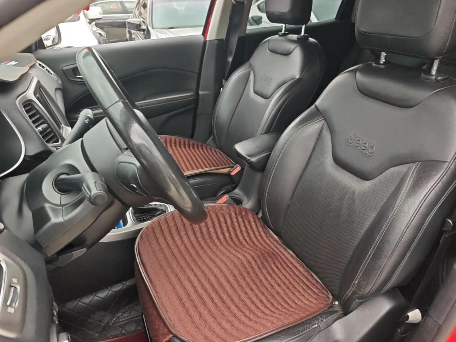 Jeep Compass 2017 200T Automatic Family Edition — миниатюра 18