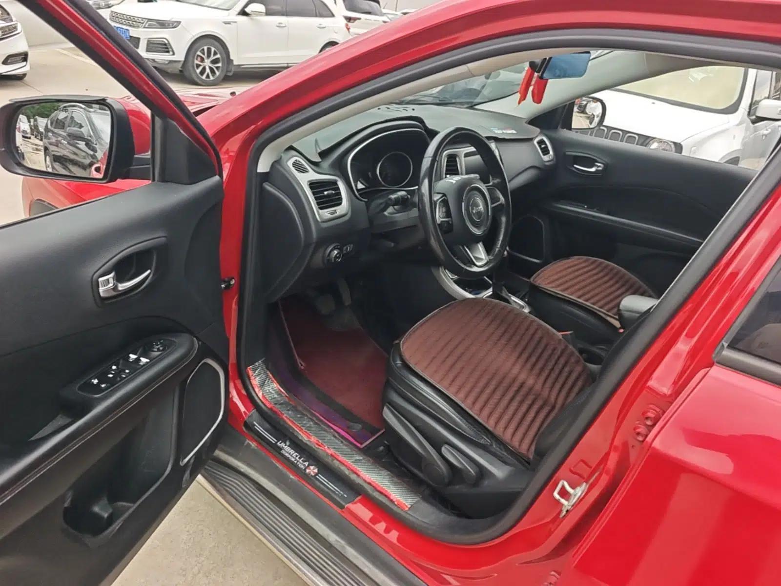 Jeep Compass 2017 200T Automatic Family Edition — миниатюра 19