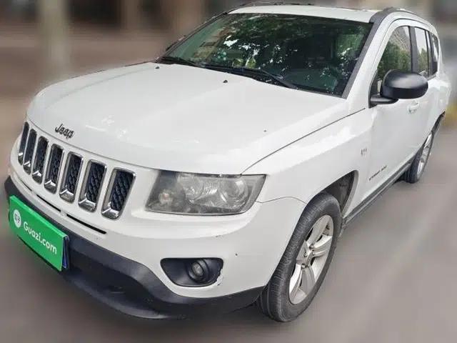 Jeep Compass 2013 2.0L two-wheel drive sport version