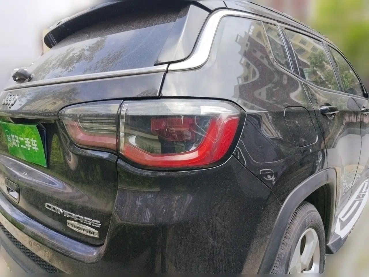 Jeep Compass 2017 200T Automatic Family Edition — миниатюра 6