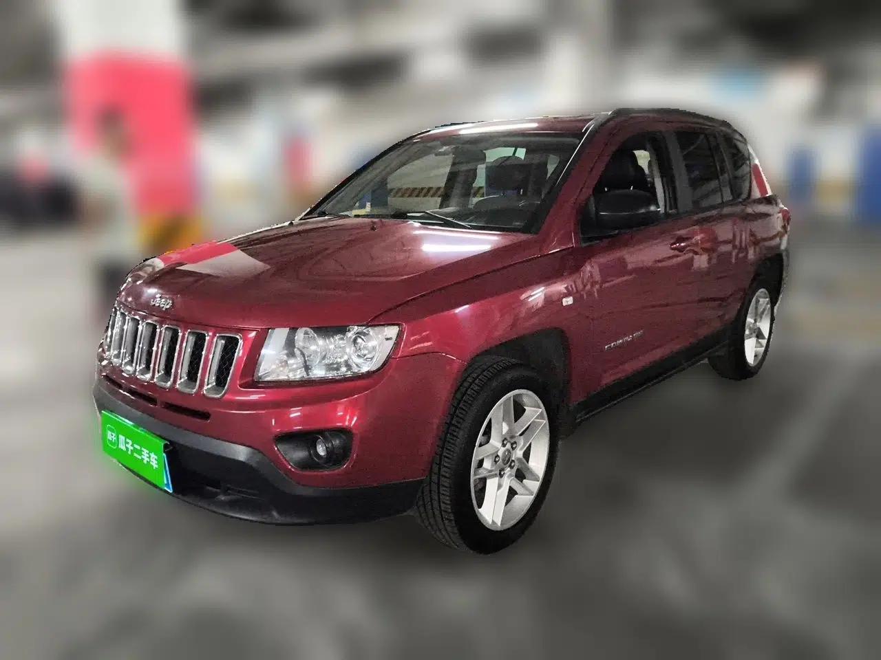 Jeep Compass 2013 2.4L four-wheel drive luxury version — миниатюра 1