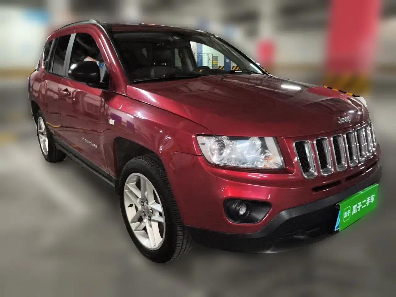 Jeep Compass 2013 2.4L four-wheel drive luxury version — миниатюра 3