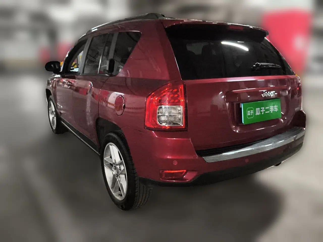 Jeep Compass 2013 2.4L four-wheel drive luxury version — миниатюра 4