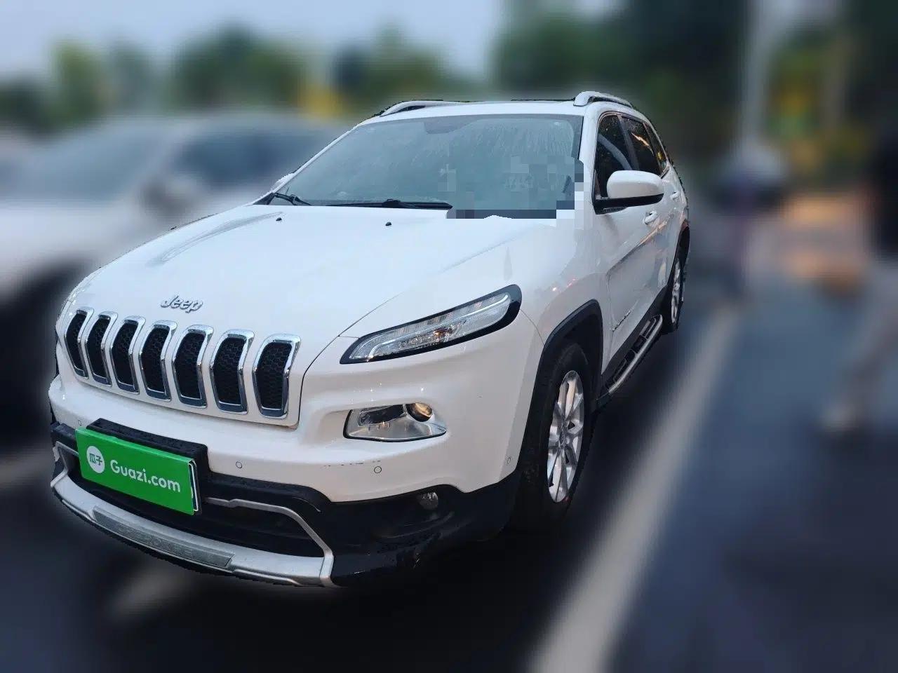 Jeep Cherokee 2016 2.4L Leading Edition — миниатюра 1