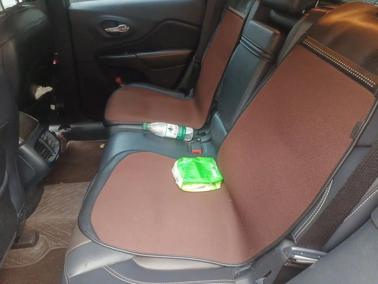 Jeep Cherokee 2016 2.4L Professional Smart Version — миниатюра 18