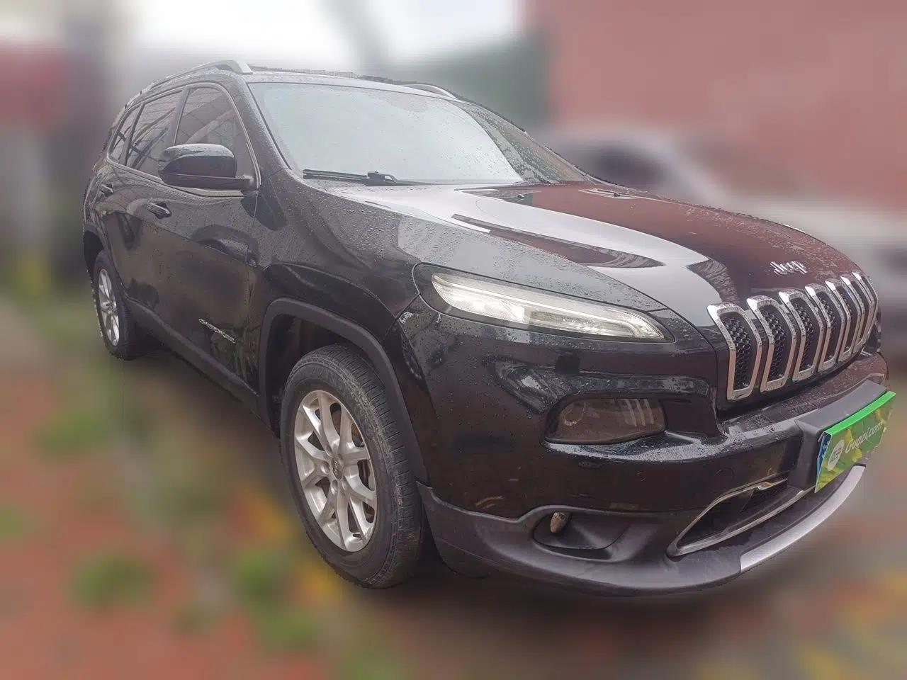 Jeep Cherokee 2016 2.4L Professional Smart Version — миниатюра 3