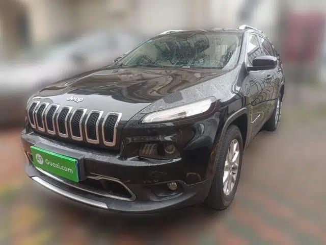 Jeep Cherokee 2016 2.4L Professional Smart Version