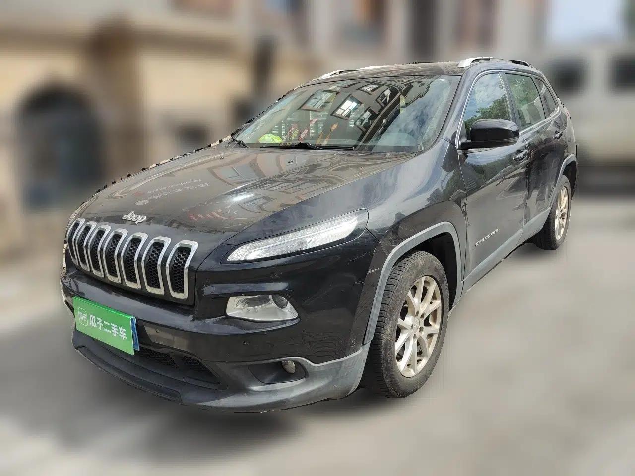 Jeep Cherokee 2016 2.4L Leading Edition — миниатюра 1