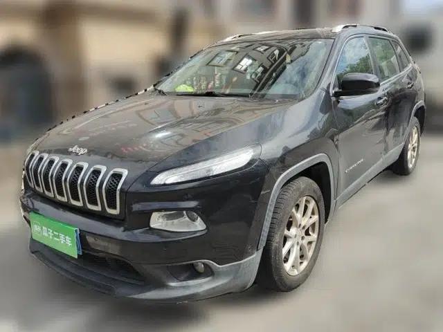 Jeep Cherokee 2016 2.4L Leading Edition