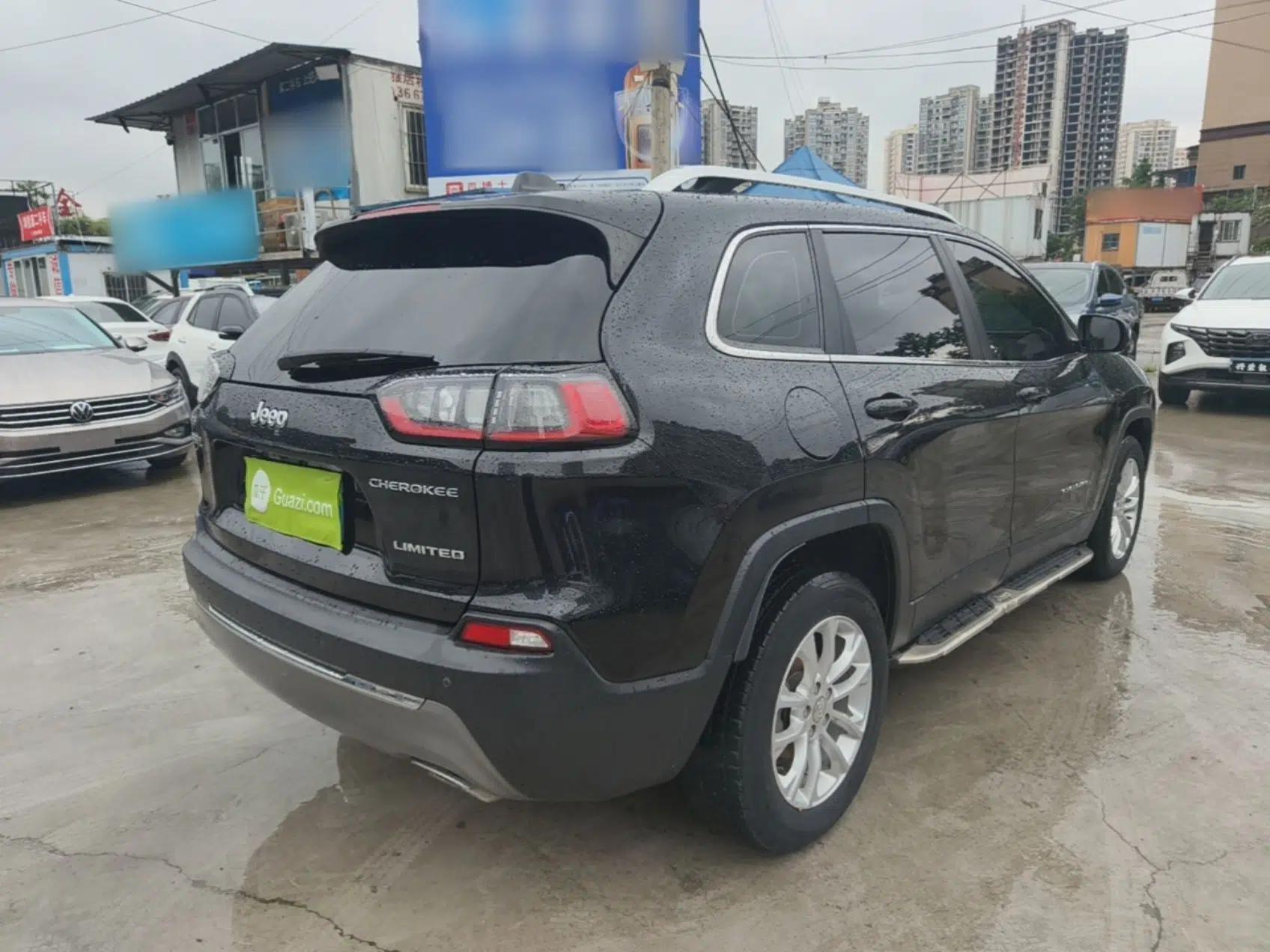 Jeep Cherokee 2019 2.0T Two-Wheel Drive Smart Enjoyment Version China V — миниатюра 6