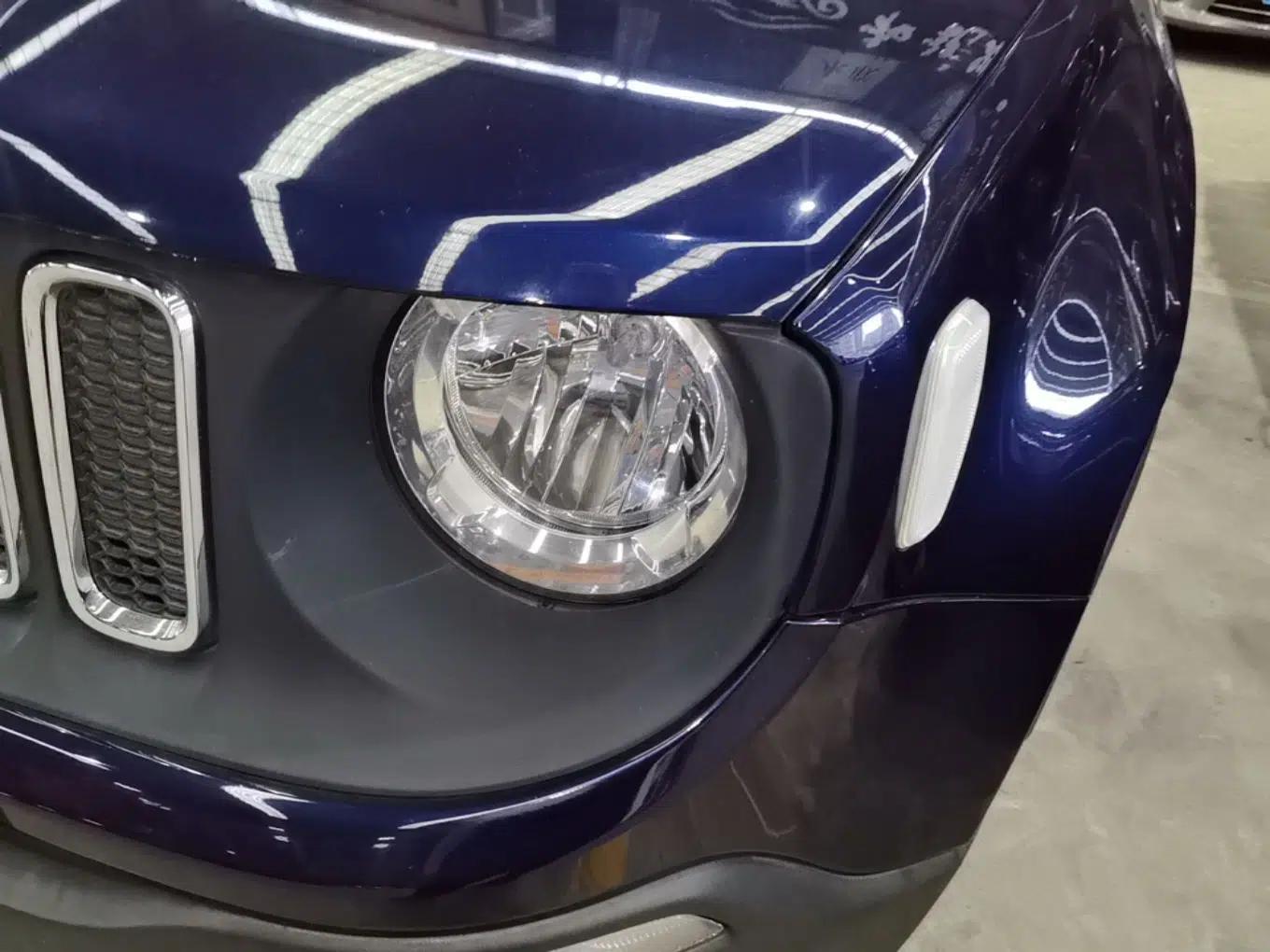 Jeep Renegade 2018 Connected Large Screen Version 180T Automatic High-Energy Edition — миниатюра 2