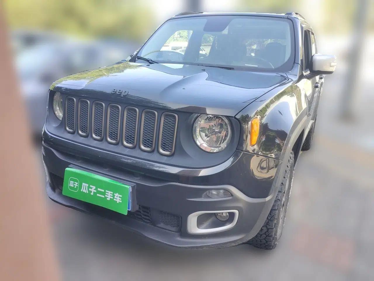 Jeep Renegade 2018 Connected Large Screen Version 180TS Automatic Four-Wheel Drive All-Terrain Version — миниатюра 2