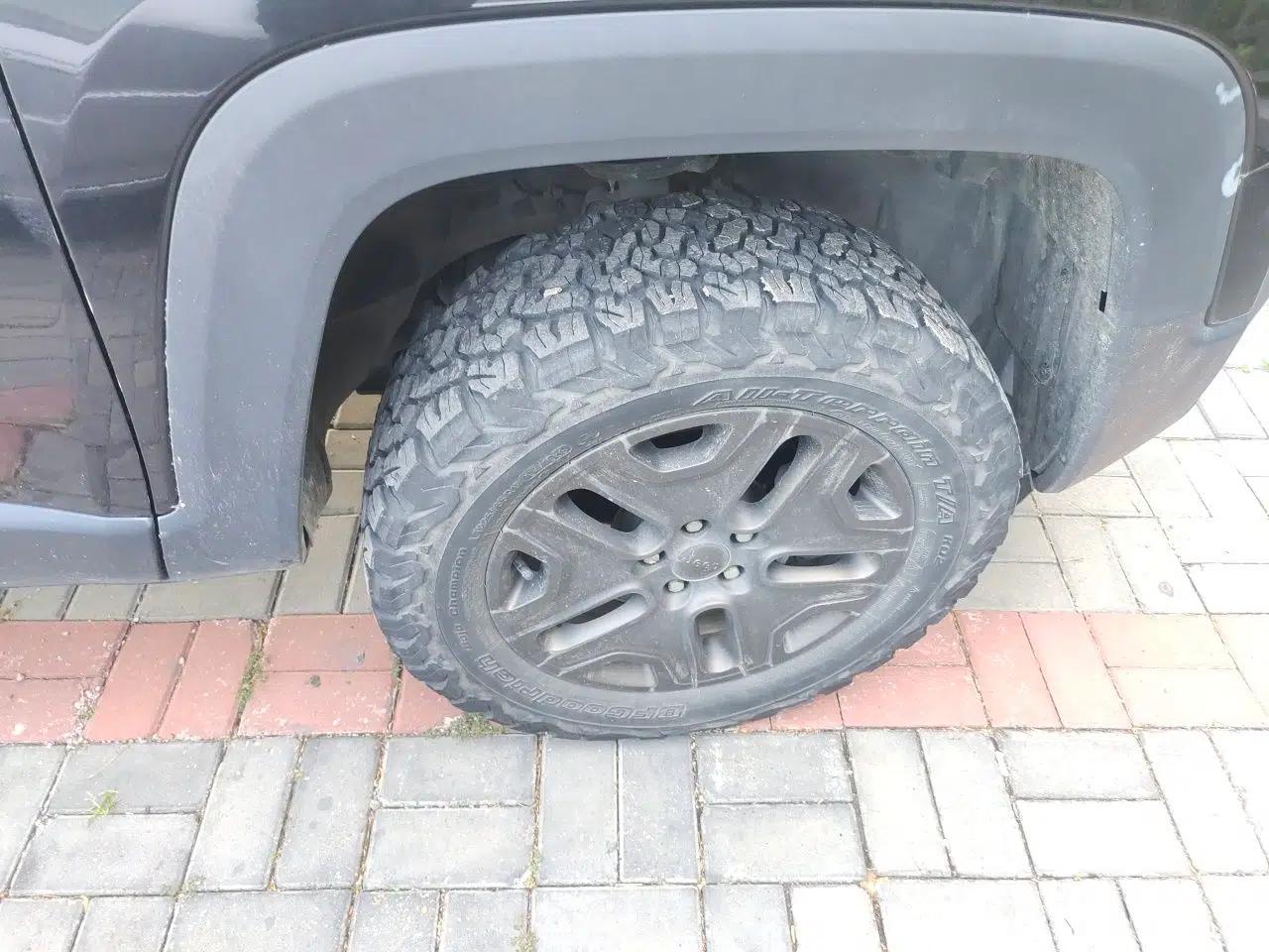 Jeep Renegade 2018 Connected Large Screen Version 180TS Automatic Four-Wheel Drive All-Terrain Version — миниатюра 8