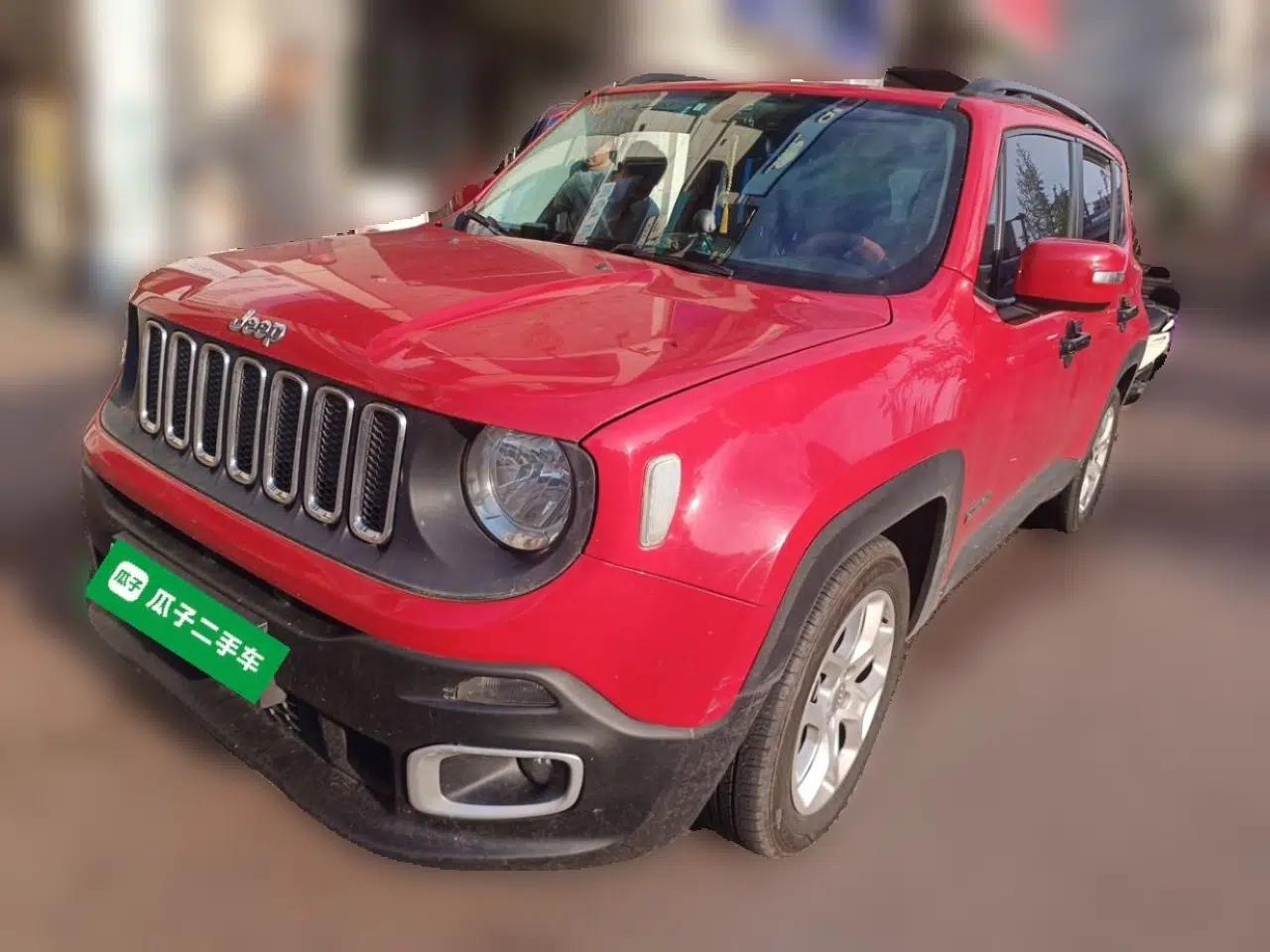 Jeep Renegade 2017 180T Automatic High-Energy Version — миниатюра 1