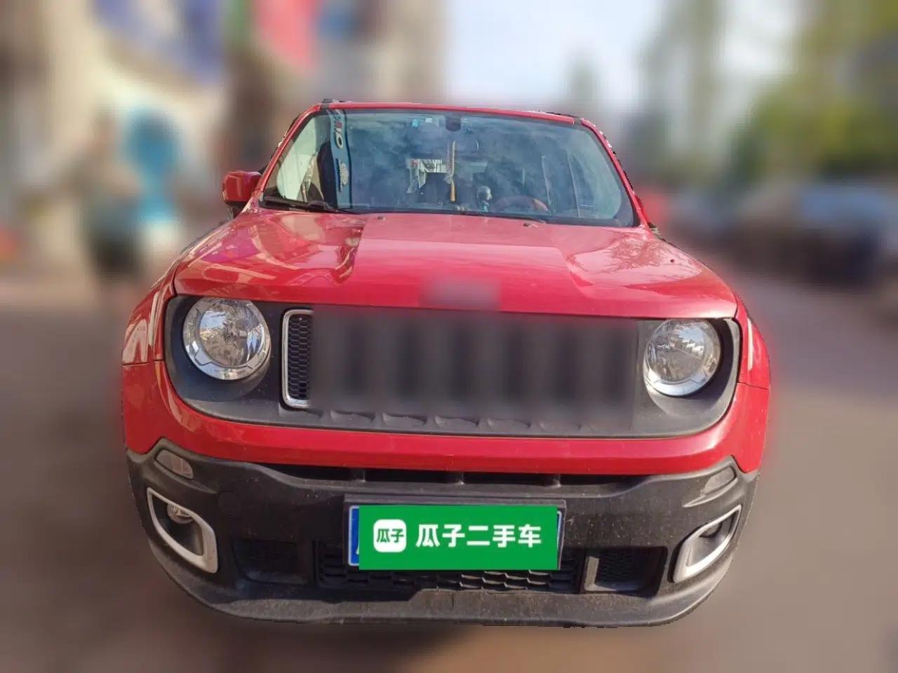 Jeep Renegade 2017 180T Automatic High-Energy Version — миниатюра 2