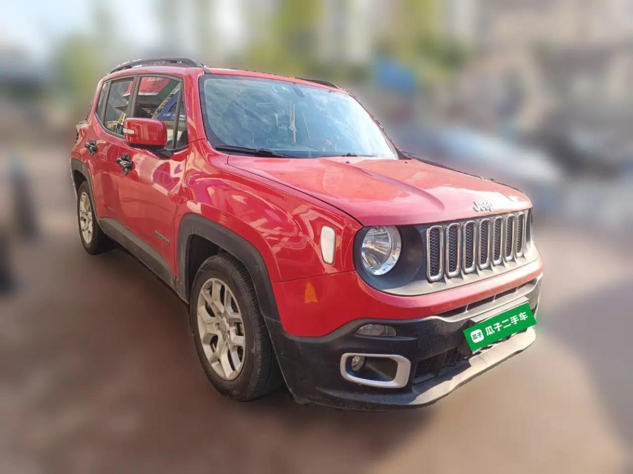 Jeep Renegade 2017 180T Automatic High-Energy Version — миниатюра 3