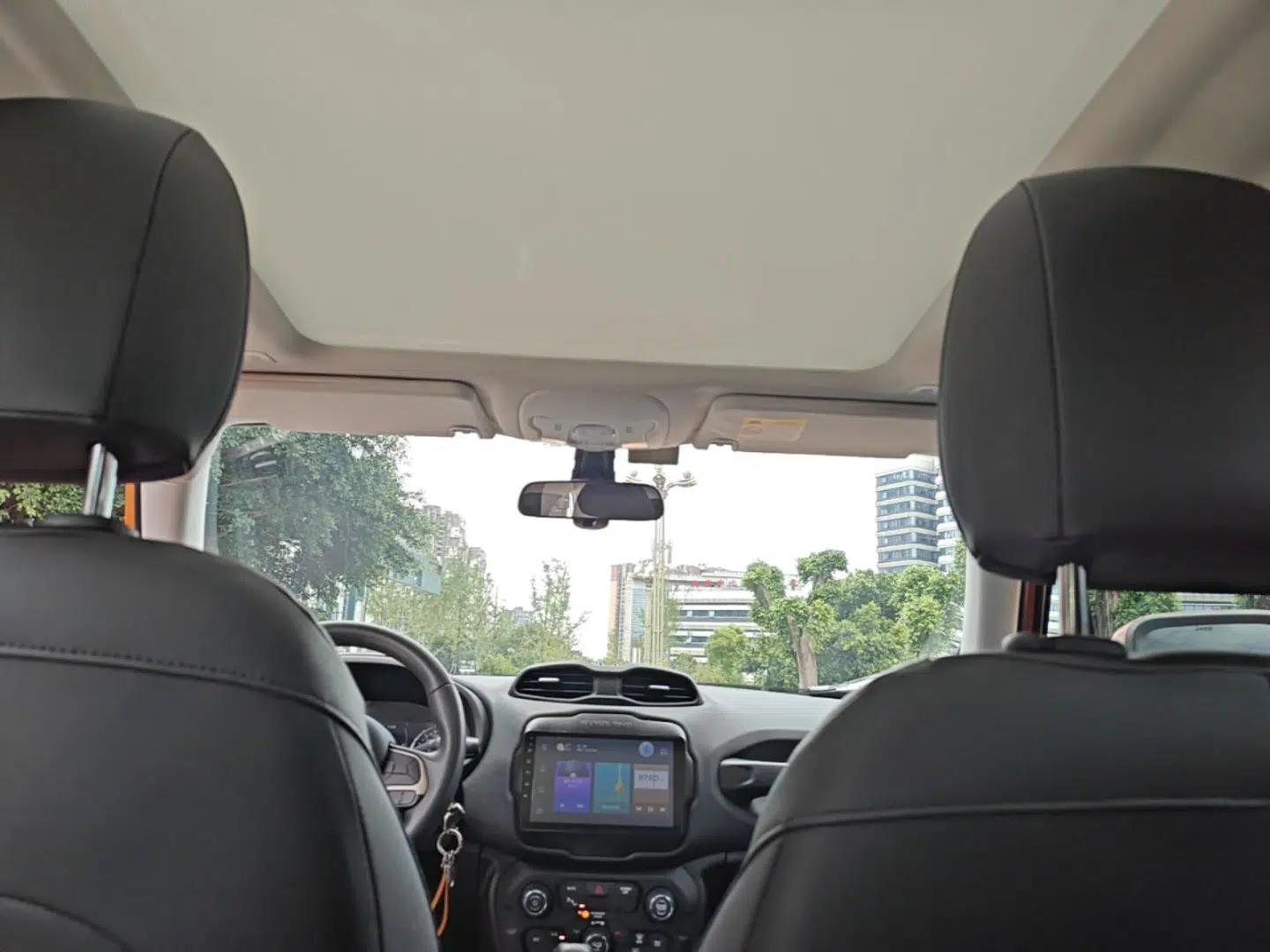 Jeep Renegade 2018 Connected Large Screen Version 180T Automatic High-Energy Edition — миниатюра 20