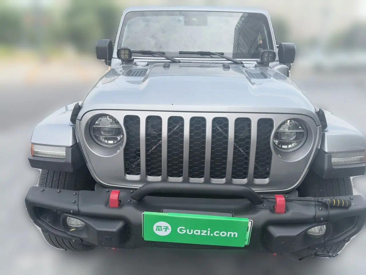 Jeep Wrangler New Energy 2021 Four-Door 2.0T 4xe Sahara First Edition — миниатюра 2