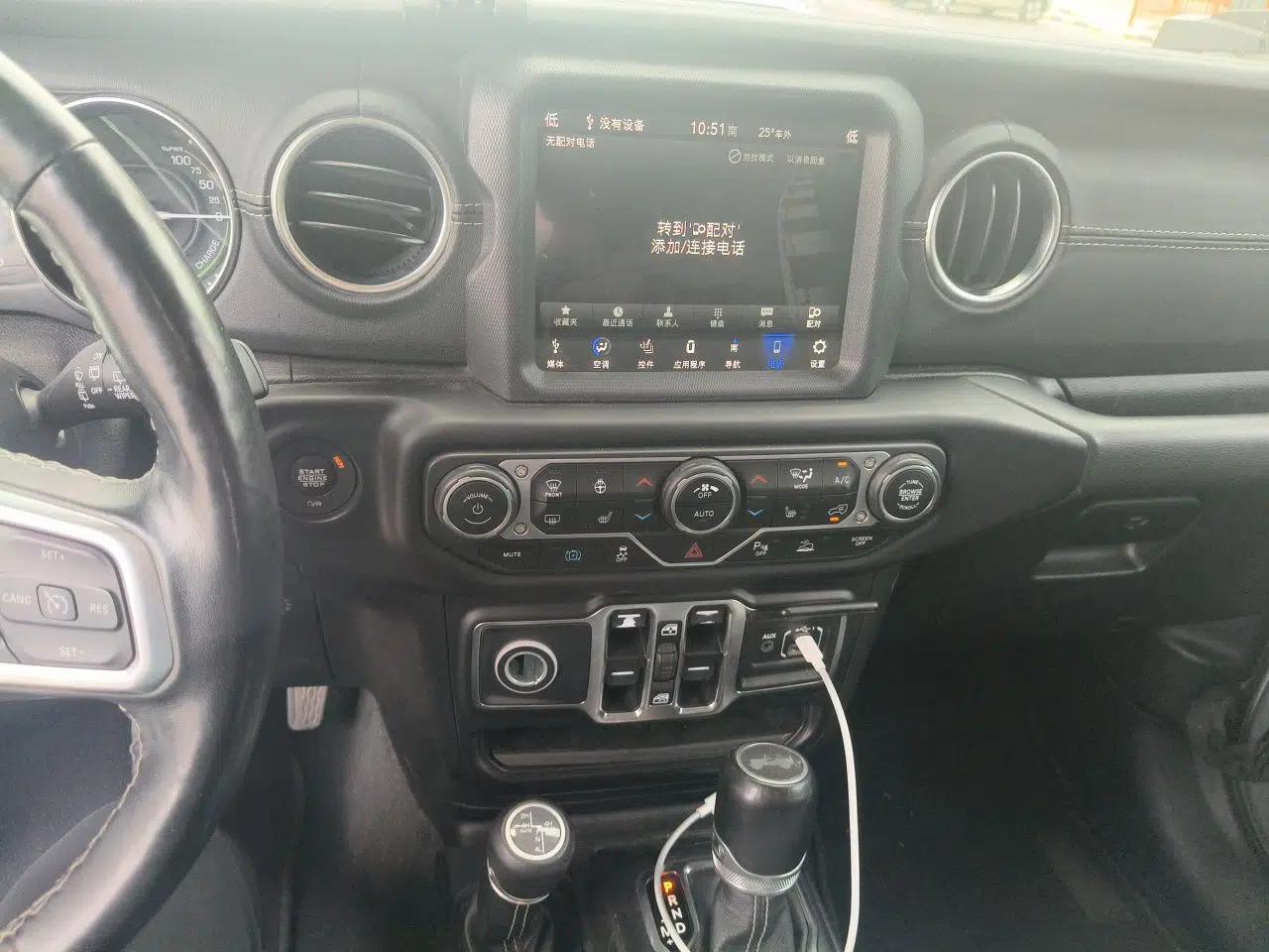 Jeep Wrangler New Energy 2021 Four-Door 2.0T 4xe Sahara First Edition — миниатюра 14