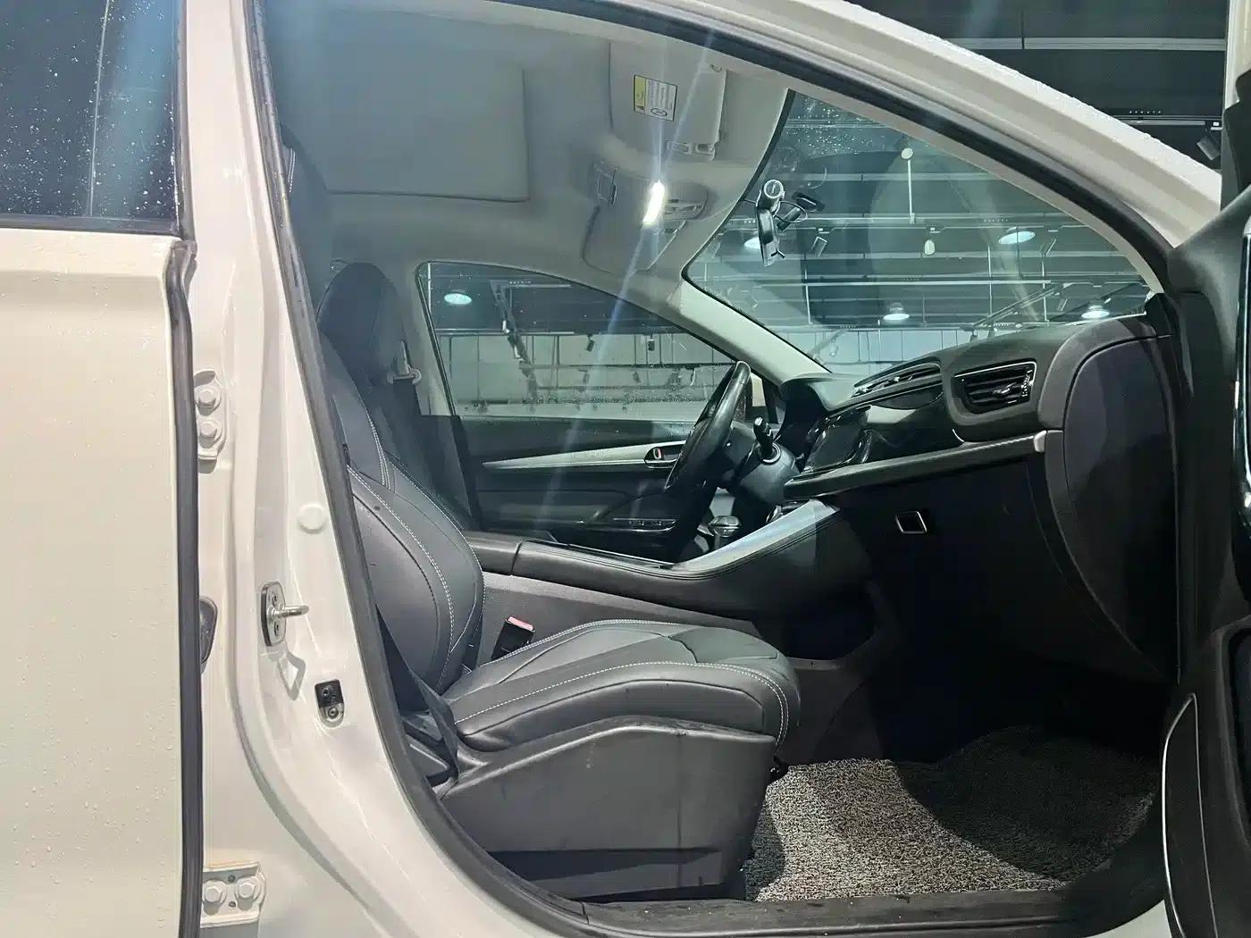 Dongfeng Fengshen AX7 2019 1.6T Automatic AI Pioneer Edition (National V Emission Standard) — миниатюра 8