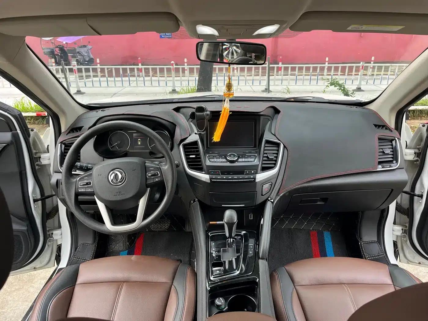 Dongfeng Fengshen AX7 2018 Classic 1.6T Automatic Elite — миниатюра 11