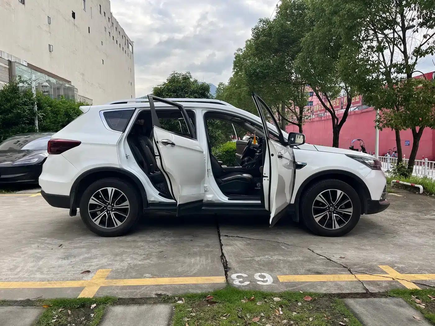 Dongfeng Fengshen AX7 2018 Classic 1.6T Automatic Elite — миниатюра 12