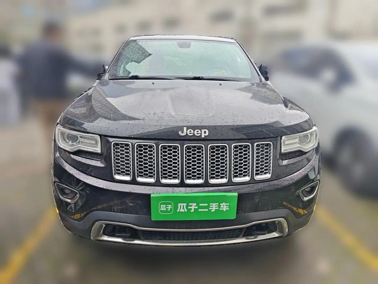 Jeep Grand Cherokee 2014 3.0L Comfort Navigation Edition — миниатюра 2