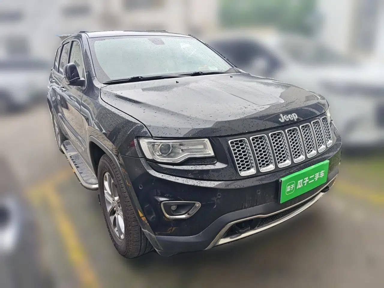 Jeep Grand Cherokee 2014 3.0L Comfort Navigation Edition — миниатюра 3