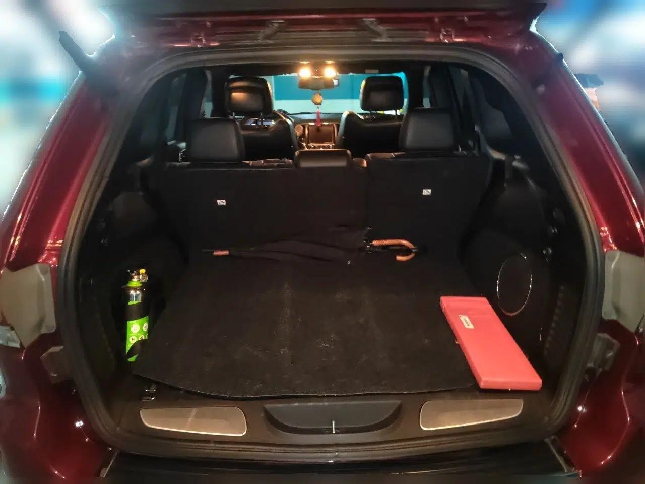 Jeep Grand Cherokee 2014 3.6L Elite Navigation Edition — миниатюра 16