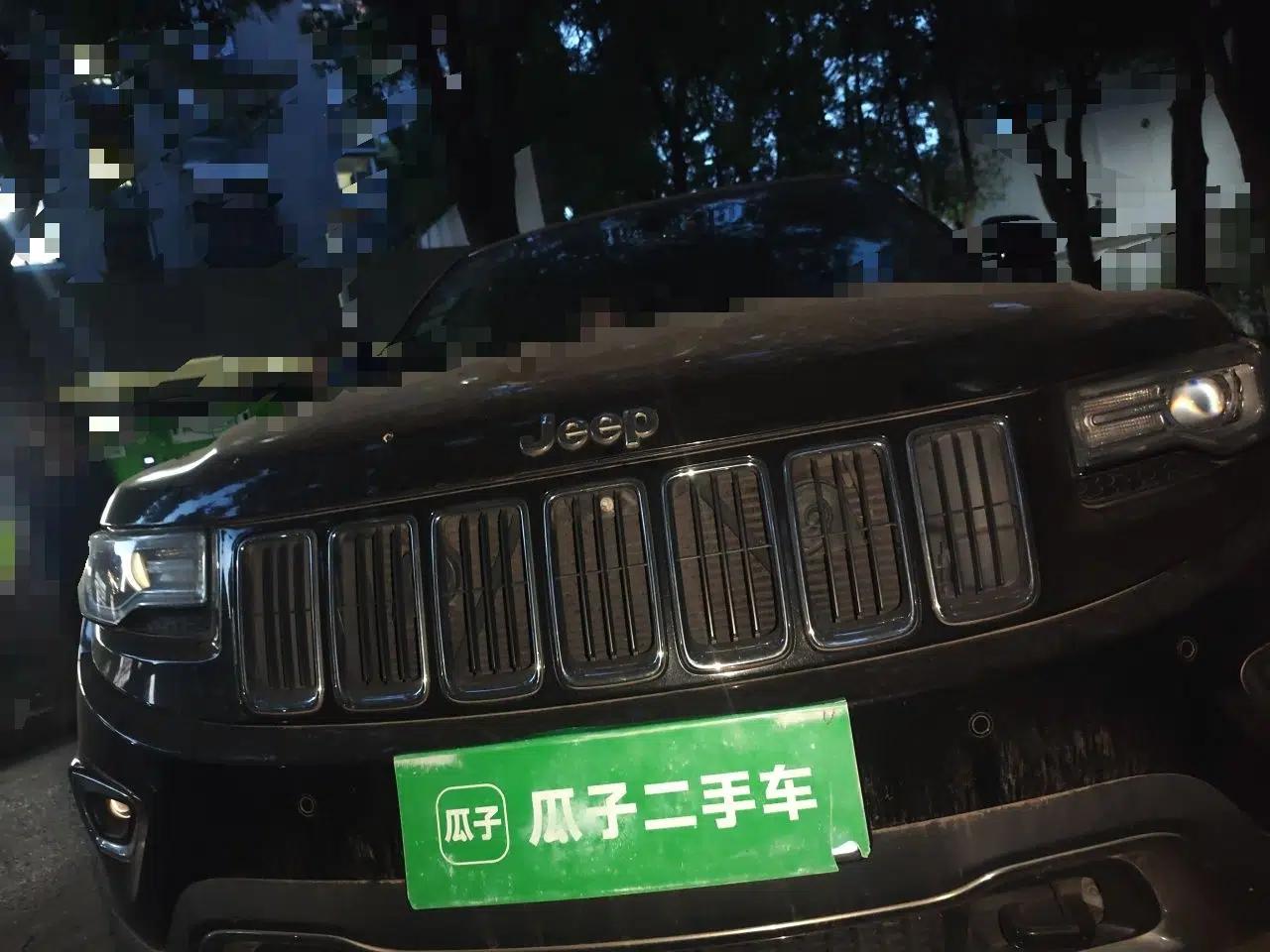 Jeep Grand Cherokee 2014 3.0L Comfort Navigation Edition — миниатюра 2