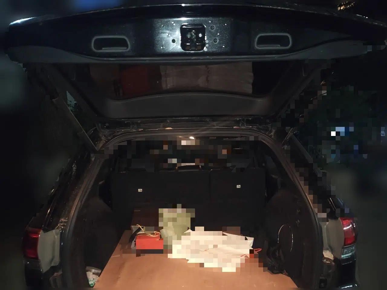 Jeep Grand Cherokee 2014 3.0L Comfort Navigation Edition — миниатюра 20