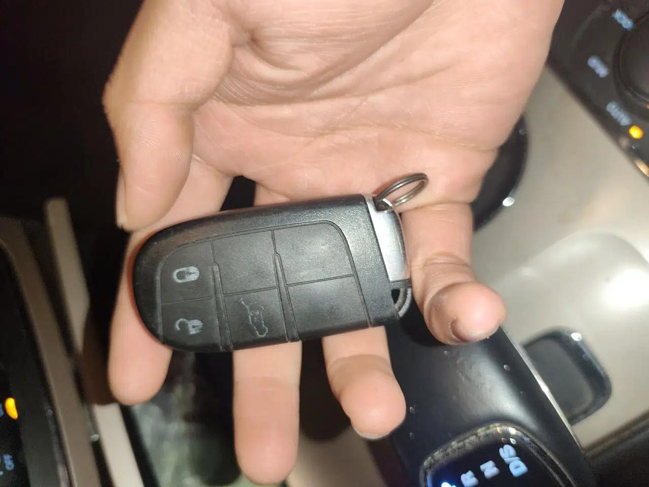 Jeep Grand Cherokee 2014 3.0L Comfort Navigation Edition — миниатюра 9