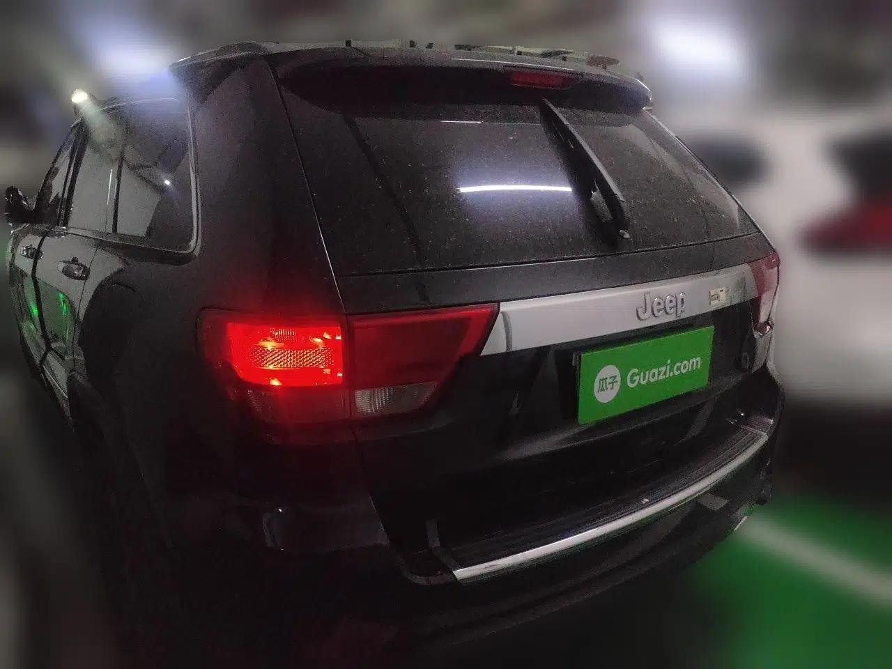 Jeep Grand Cherokee  — миниатюра 5