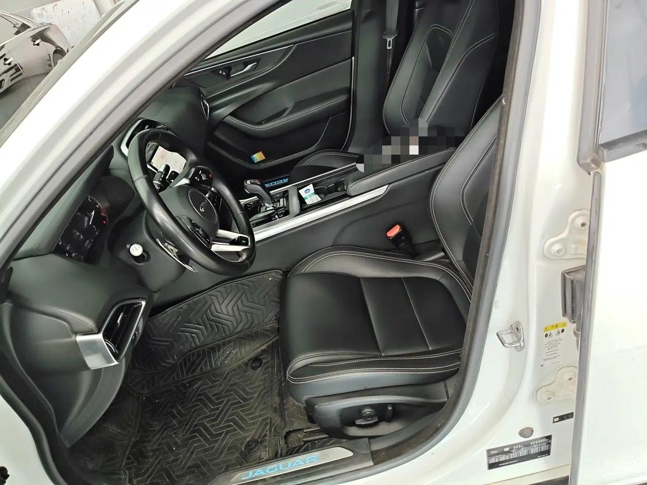 Jaguar XEL 2020 2.0T 200 PS R-DYNAMIC S Advanced Sport Edition — миниатюра 16