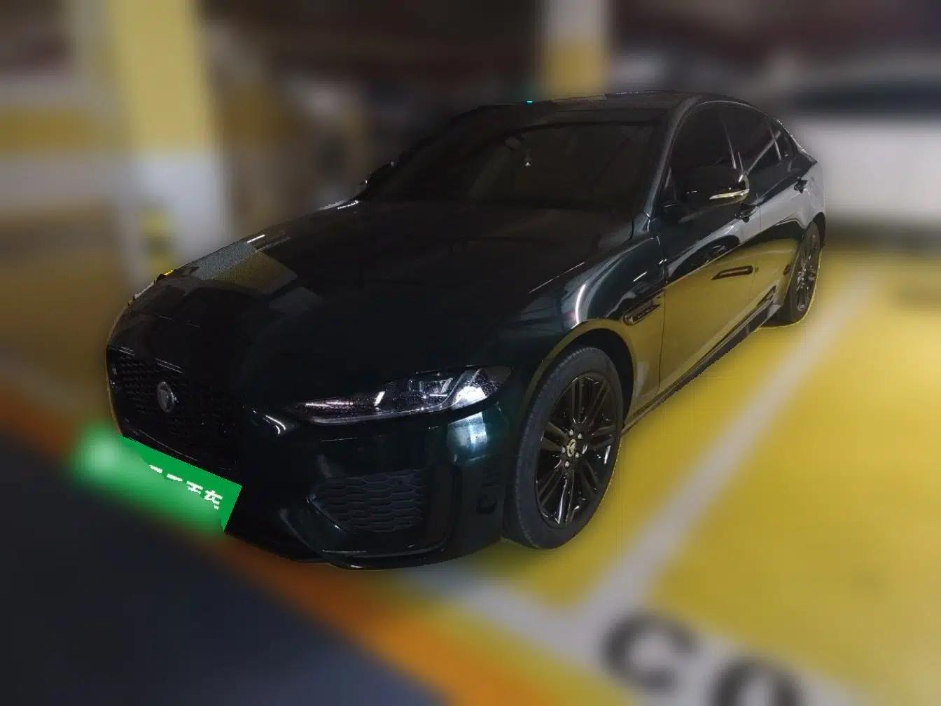 Jaguar XEL 2025 2.0T 250 PS R-DYNAMIC 90th Anniversary Edition — миниатюра 1