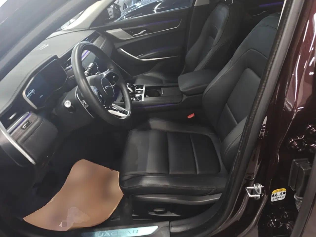 Jaguar XFL 2021 XFL 2.0T P200 Two-Wheel-Drive Elite Luxury Edition — миниатюра 18