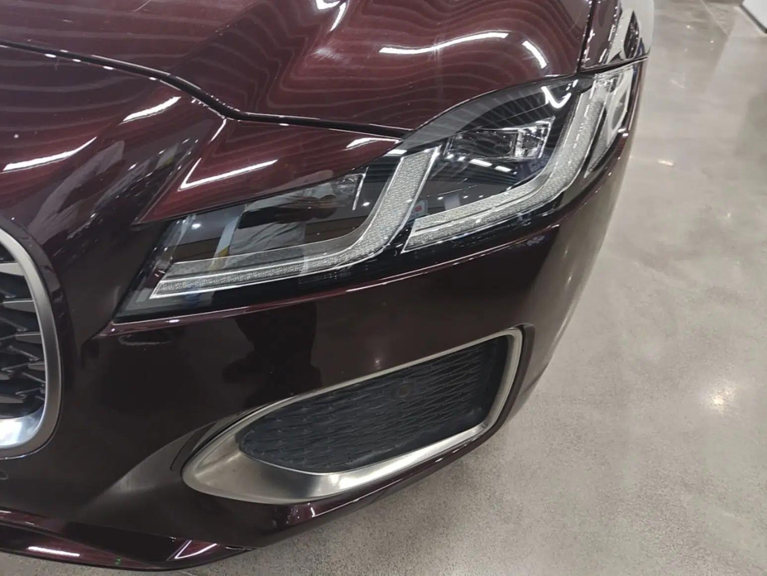 Jaguar XFL 2021 XFL 2.0T P200 Two-Wheel-Drive Elite Luxury Edition — миниатюра 9