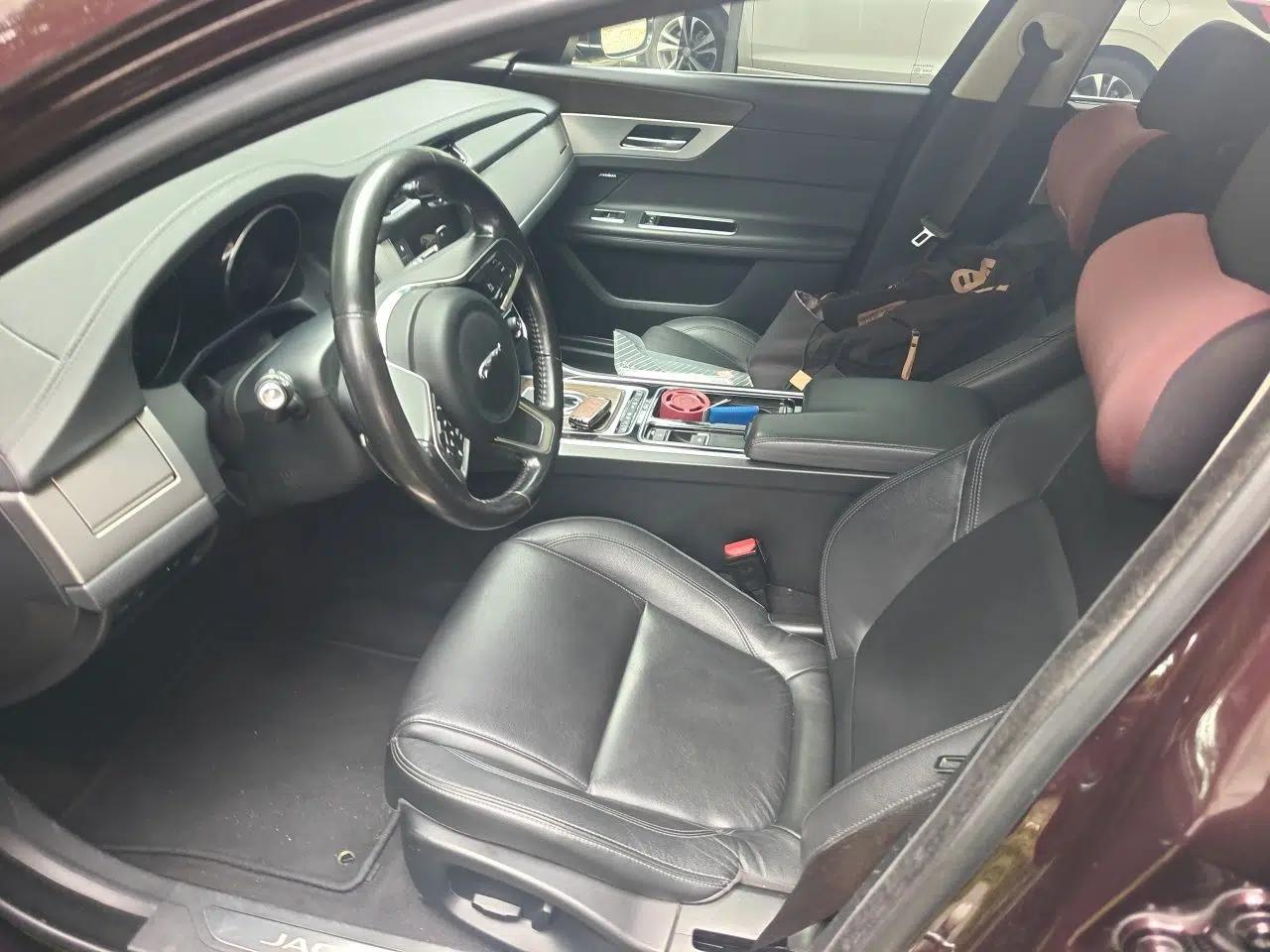 Jaguar XFL 2018 XFL 2.0T 200PS Elite Edition — миниатюра 16