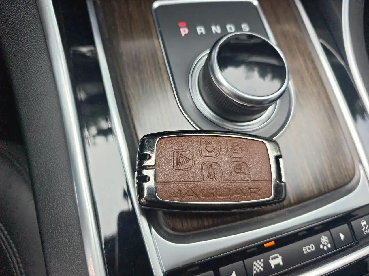 Jaguar XFL 2018 XFL 2.0T 200PS Elite Edition — миниатюра 9